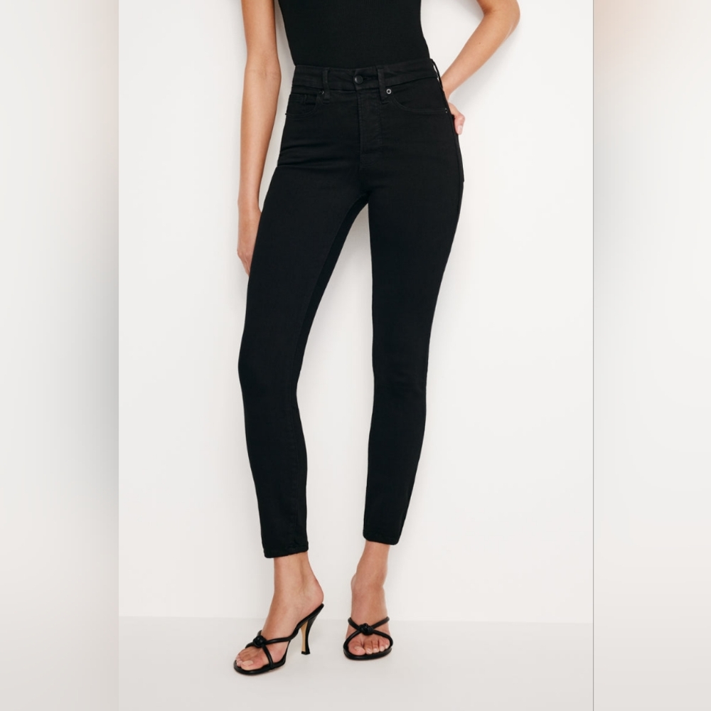 NWT Good American Good Legs Crop Black Skinny Jeans